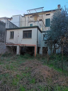 Appartamento con giardino, Lucca borgo giannotti