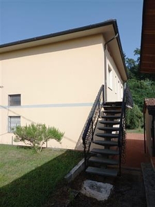 Appartamento in buono stato di 120 mq. a Lappato