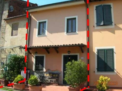 Appartamento in Frazione Segromigno in Monte Via Ciabattari 11, 77 m²