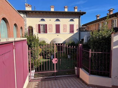 Appartamento in vendita a San Felice Del Benaco Brescia