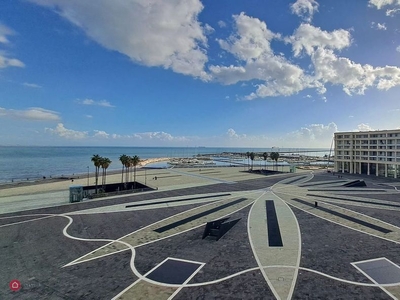 Appartamento in Vendita in Piazza della libertà a Salerno