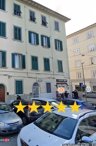 Appartamento in Vendita in Piazza Due Giugno a Livorno