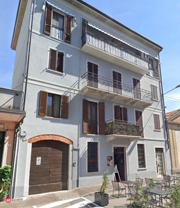 Appartamento in Vendita in Piazza Matteotti a Verbania
