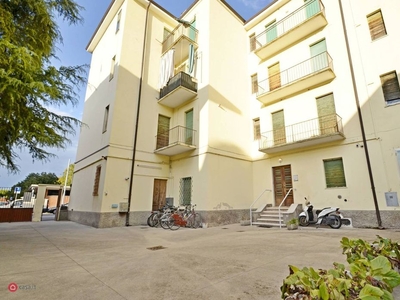 Appartamento in Vendita in Via Arnoldo Mondadori 12 a Verona