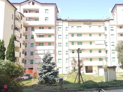 Appartamento in Vendita in Via Giorgio De Chirico 4 a Monza