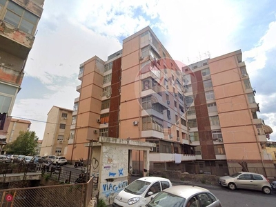 Appartamento in Vendita in Via Goito 2 a Catania