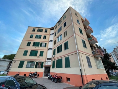Appartamento in Vendita in Via Lago di Como 15 a Taranto