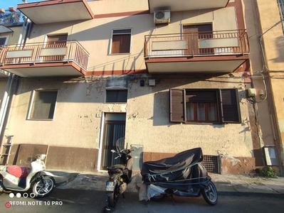 Appartamento in Vendita in Via MACALUSO a Catania