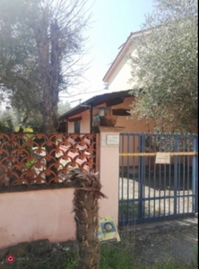 Appartamento in Vendita in Via San Filippo 280 a Lucca
