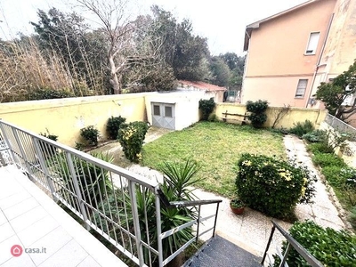 Appartamento in Vendita in Via San Jacopo In Acquaviva 35 a Livorno