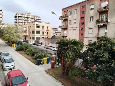 Appartamento in Vendita in Via veneto a Acireale