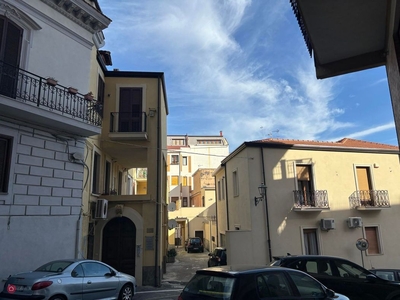 Appartamento in Vendita in Via Vincenzo Ciaccio 13 a Catanzaro