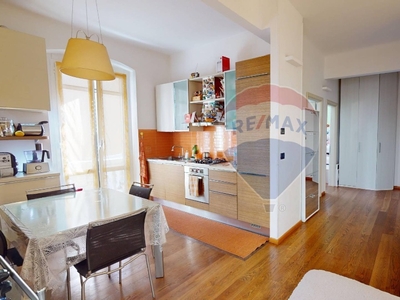 Appartamento in Via Paglia, Genova, 5 locali, 1 bagno, 70 m², 2° piano