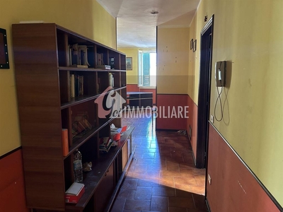 Appartamento in Via paroni, Casalmaggiore, 8 locali, 2 bagni, 140 m²