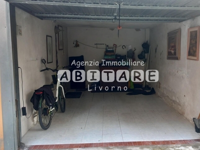 Box/Garage 15mq in vendita, Livorno fabbricotti