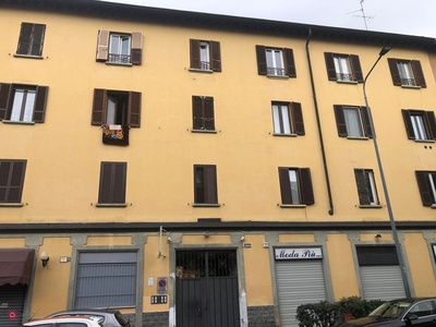 Cantina/Solaio in Vendita in Via Varesina 199 a Milano