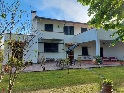 Casa Bi/Trifamiliare in Vendita in Via Fagiana 11 a Pisa