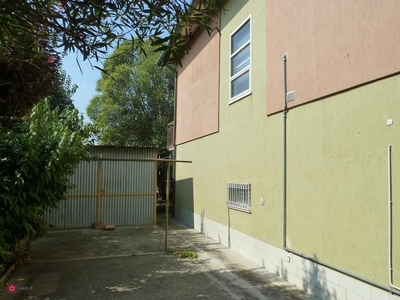 Casa indipendente in Vendita in a Forlì