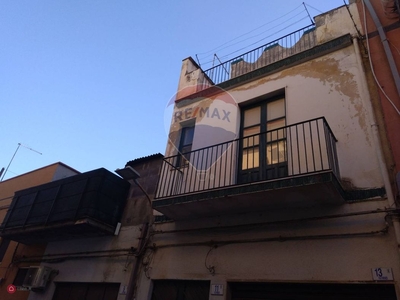 Casa indipendente in Vendita in Via Firenze 11 a Motta Sant'Anastasia