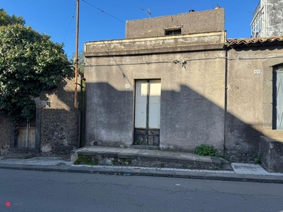 Casa indipendente in Vendita in Via I Retta Levante 75 a Belpasso