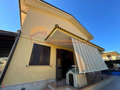 Casa indipendente in Vendita in Via Vincenzo Bordone a Siracusa