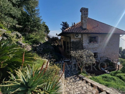 Casa indipendente vista mare in via woronoff, Ventimiglia