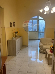 Casa indipendente in Via VI Traversa, Belpasso, 3 locali, 1 bagno