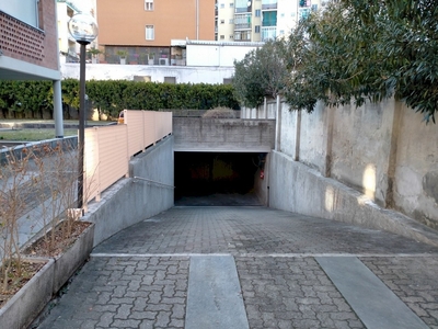 Garage / Posto Auto - Doppio a Parella, Torino