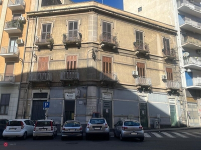 Negozio/Locale commerciale in Vendita in Piazza Corsica 8 a Catania