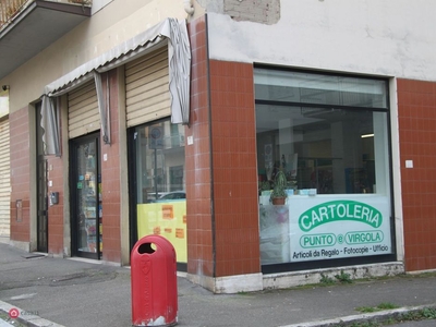 Negozio/Locale commerciale in Vendita in Via kennedy 57 a Arezzo