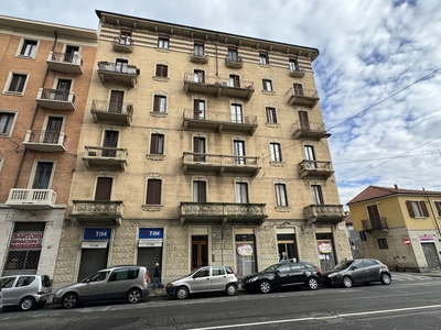 Quadrilocale in affitto in Via Cibrario, 104, Torino