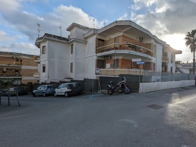 Quadrilocale in Via Pasolini 00, Bacoli, 1 bagno, 90 m², 3° piano