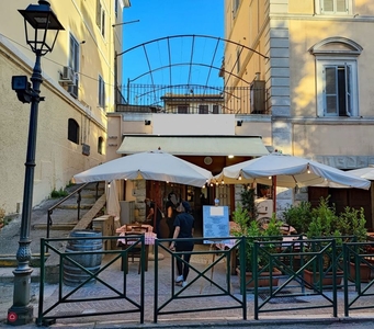 Ristorante in Vendita in Via dell'Uccelliera a Ariccia