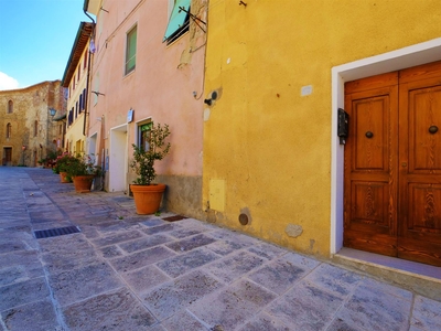 Terratetto in vendita a Asciano Siena Centro