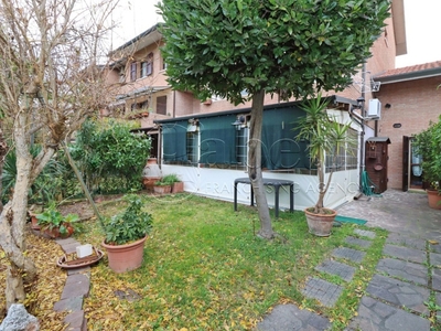 Villa a schiera in Giuseppe Fabbri, Ferrara, 5 locali, 2 bagni, 170 m²