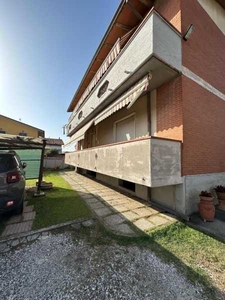 Villa a Schiera in Vendita ad Massa - 500000 Euro