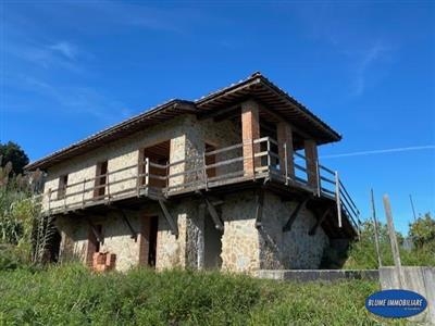 Villa in buono stato di 200 mq. a Pedona