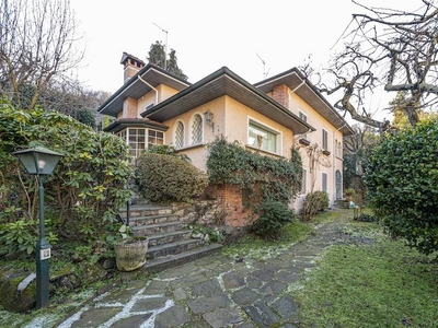 Villa in vendita a Stresa Verbania