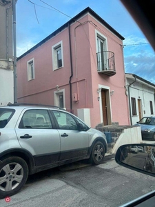 Villa in Vendita in Via della Chiesa 42 a Pescara