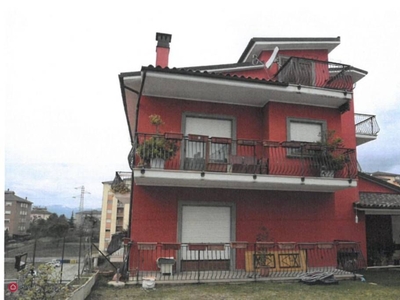 Villa in Vendita in Via Francesco Paolo Tosti 68 a L'Aquila