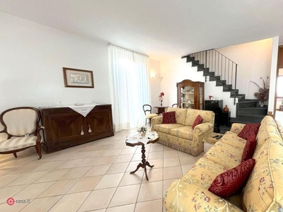 Villa in Vendita in Via Lenin 132 a San Giuliano Terme