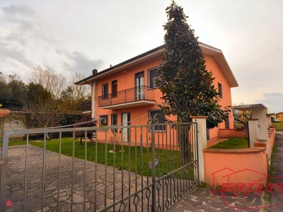 Villa in Vendita in Via per Corte Bimbo a Lucca
