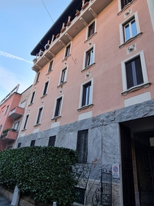 Appartamento in vendita a Milano Amendola