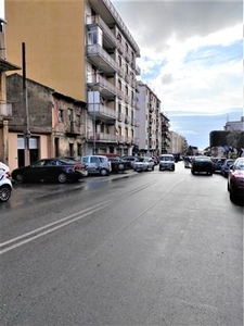 Capannone - Commerciale a Messina