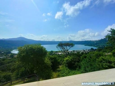 Appartamenti Castel Gandolfo Viale Bruno Buozzi cucina: A vista,