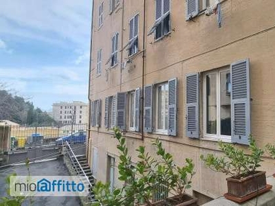 Appartamento arredato con terrazzo Castelletto