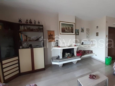 Appartamento in in vendita da privato a Frosolone piazza Cottini, 5