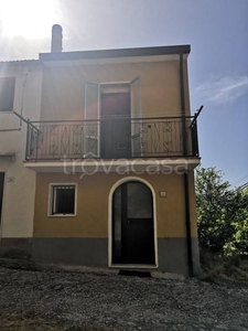 Appartamento in in vendita da privato a Sant'Elena Sannita via Costa Sant'Angelo, 15