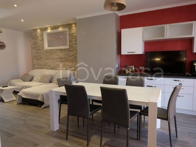 Appartamento in in vendita da privato a Volpedo piazza Perino, 31