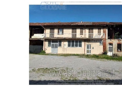 Appartamento in vendita a Besana In Brianza Monza Brianza